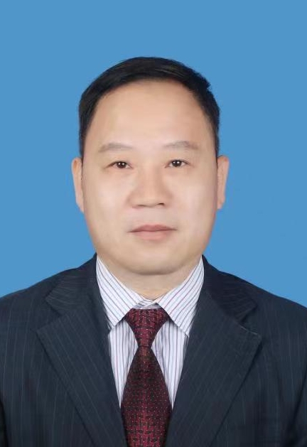 曾衍雄.jpg